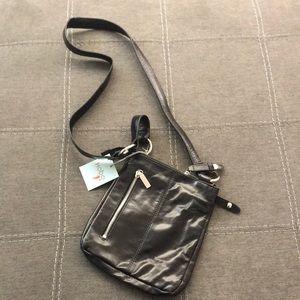 Hobo Sarah Leather Crossbody Bag (Black)